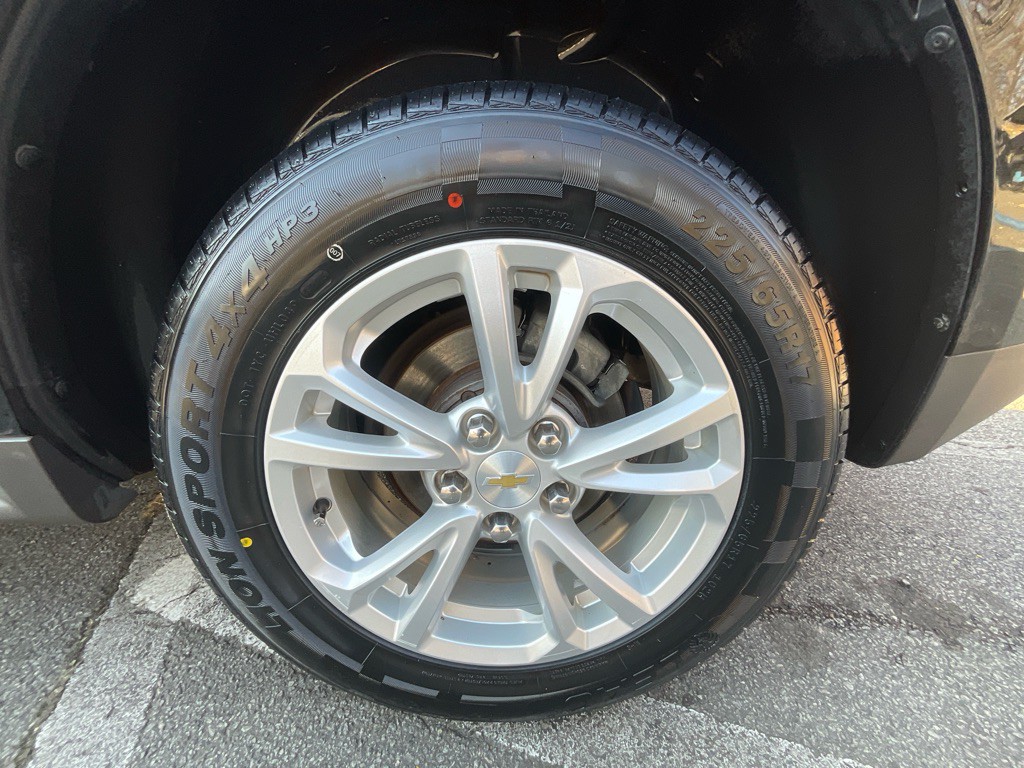 2017 Chevrolet Equinox Image 11