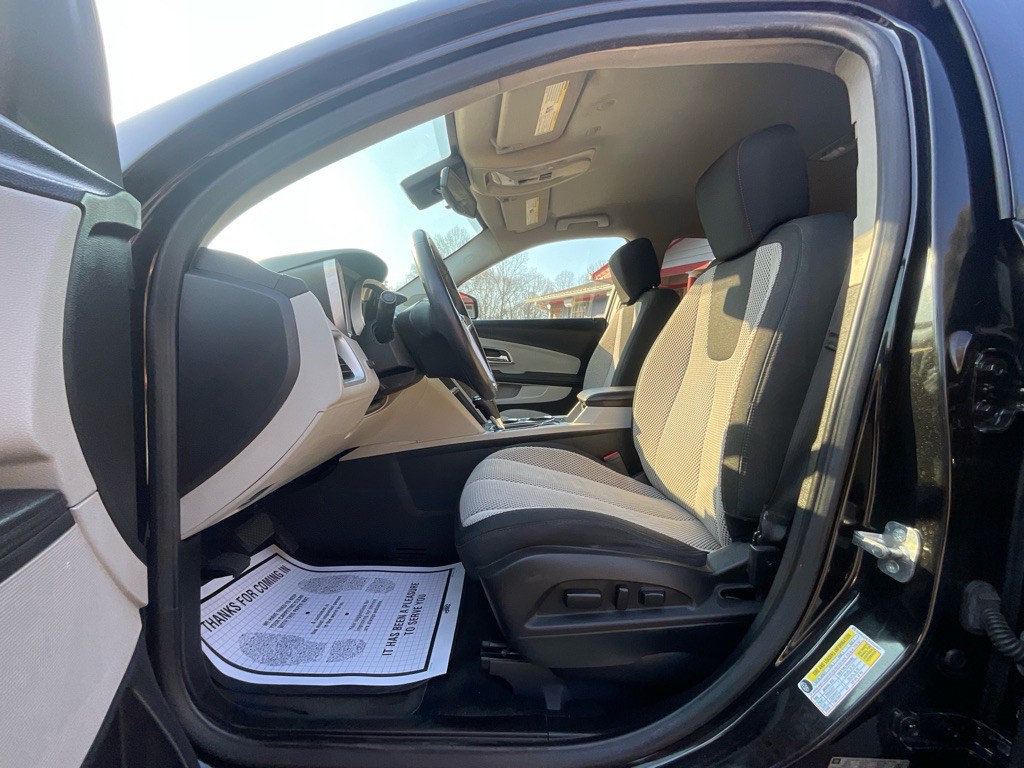 2017 Chevrolet Equinox Image 13