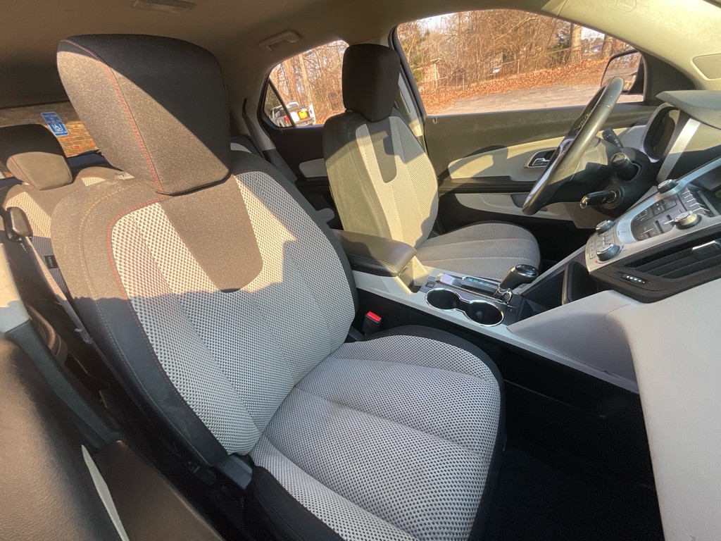 2017 Chevrolet Equinox Image 18