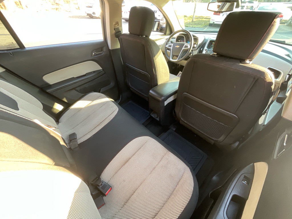 2017 Chevrolet Equinox Image 30