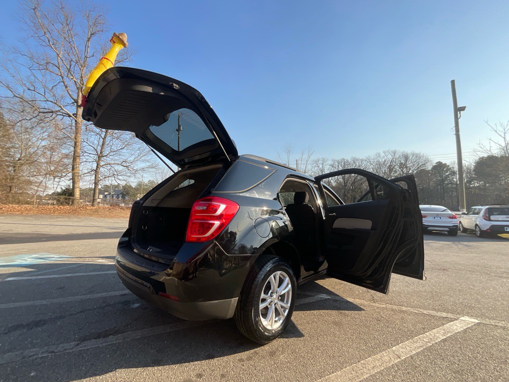 2017 Chevrolet Equinox Image 33