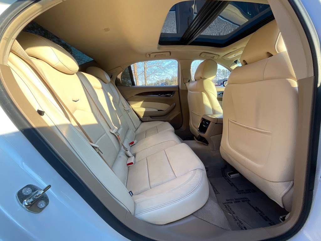 2016 Cadillac CTS Image 32