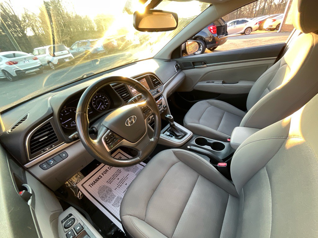 2018 Hyundai Elantra Image 14