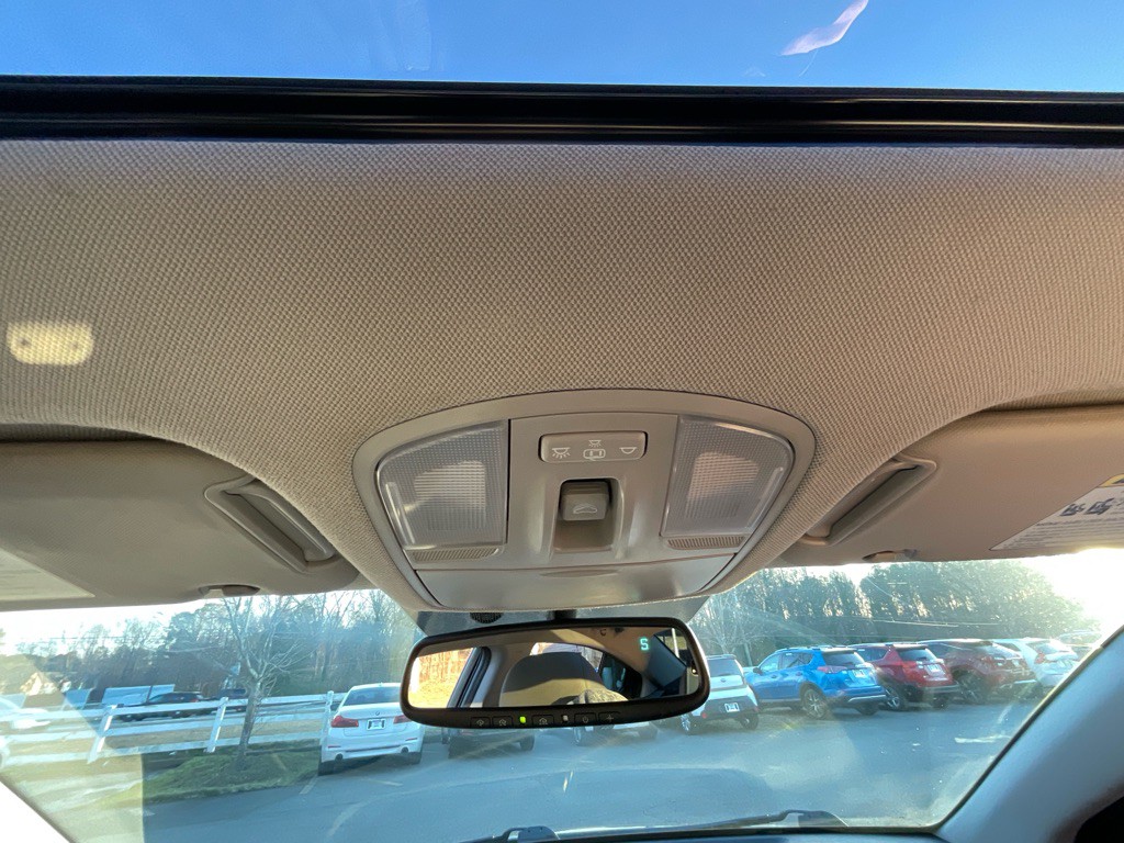 2018 Hyundai Elantra Image 25