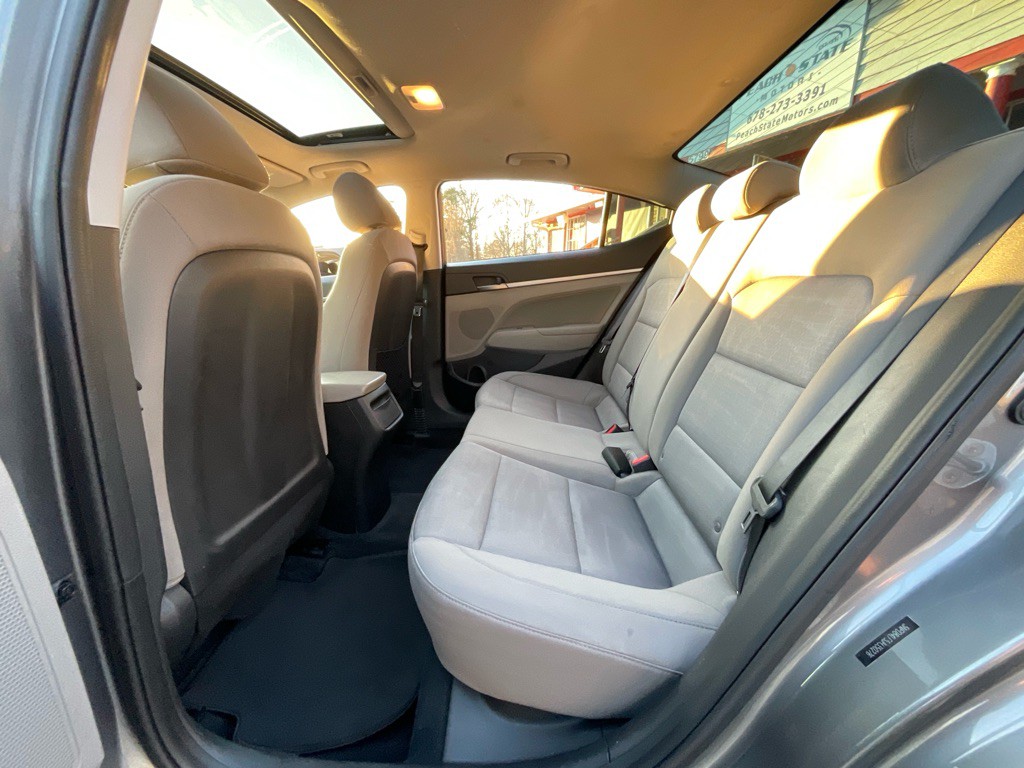 2018 Hyundai Elantra Image 27