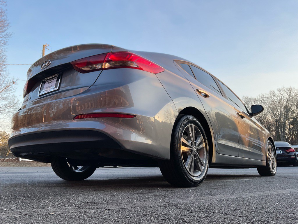 2018 Hyundai Elantra Image 42