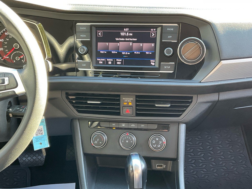 2019 Volkswagen Jetta Image 21