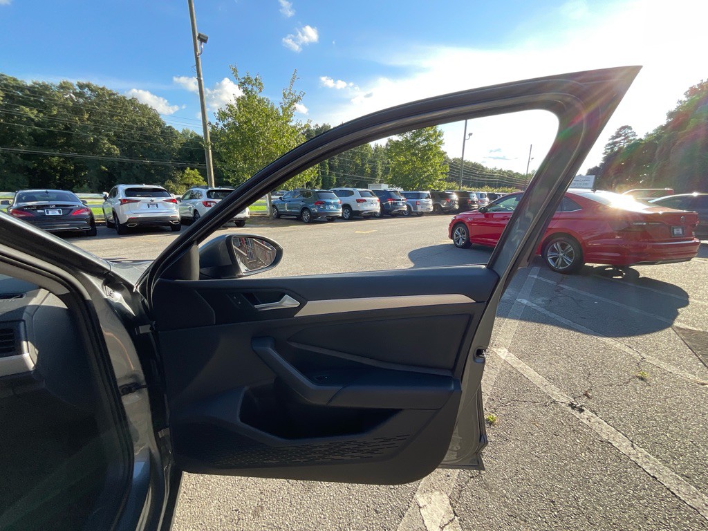 2019 Volkswagen Jetta Image 38