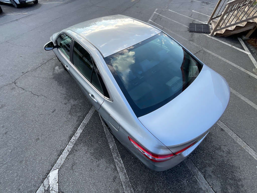 2017 Toyota Camry Image 9