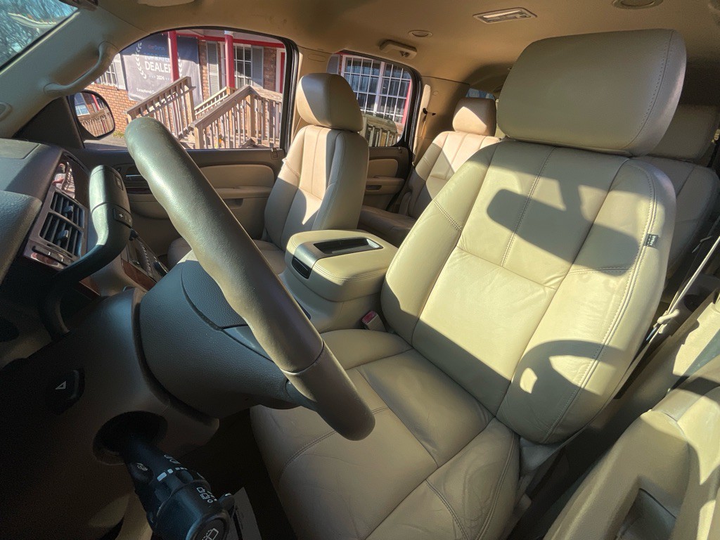 2014 Chevrolet Tahoe Image 16