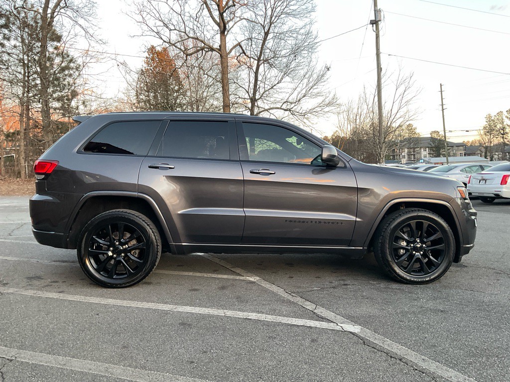 2018 Jeep Grand Cherokee Image 4