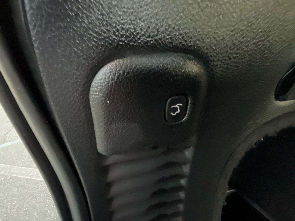 2018 Jeep Grand Cherokee Image 40