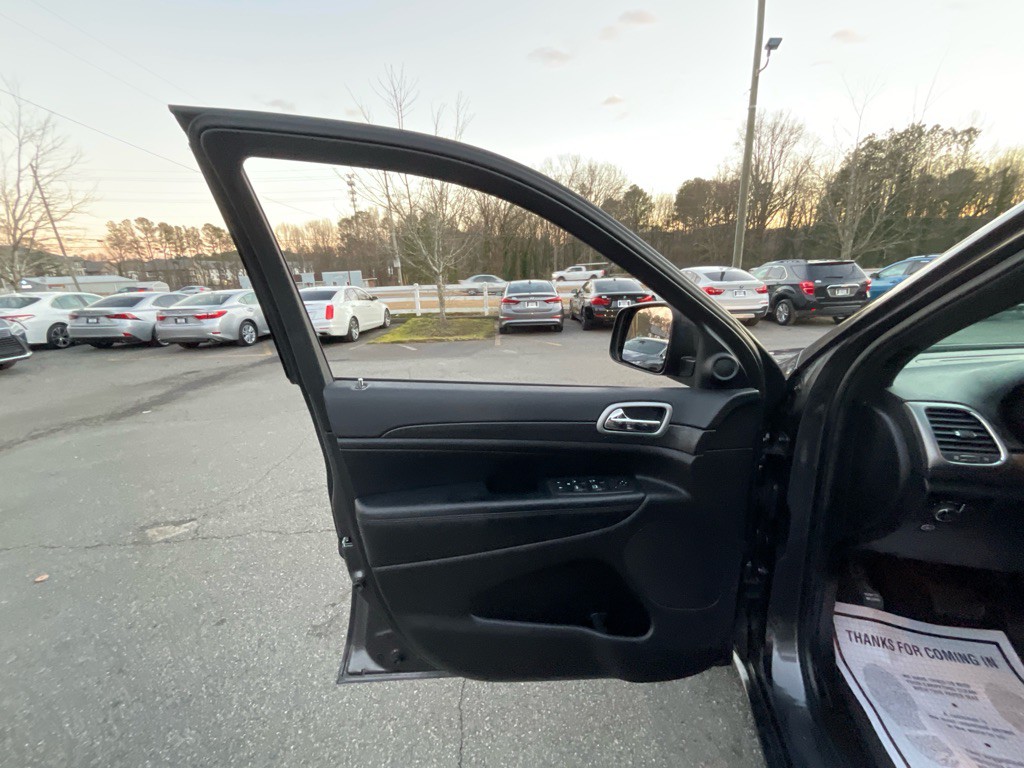 2018 Jeep Grand Cherokee Image 41