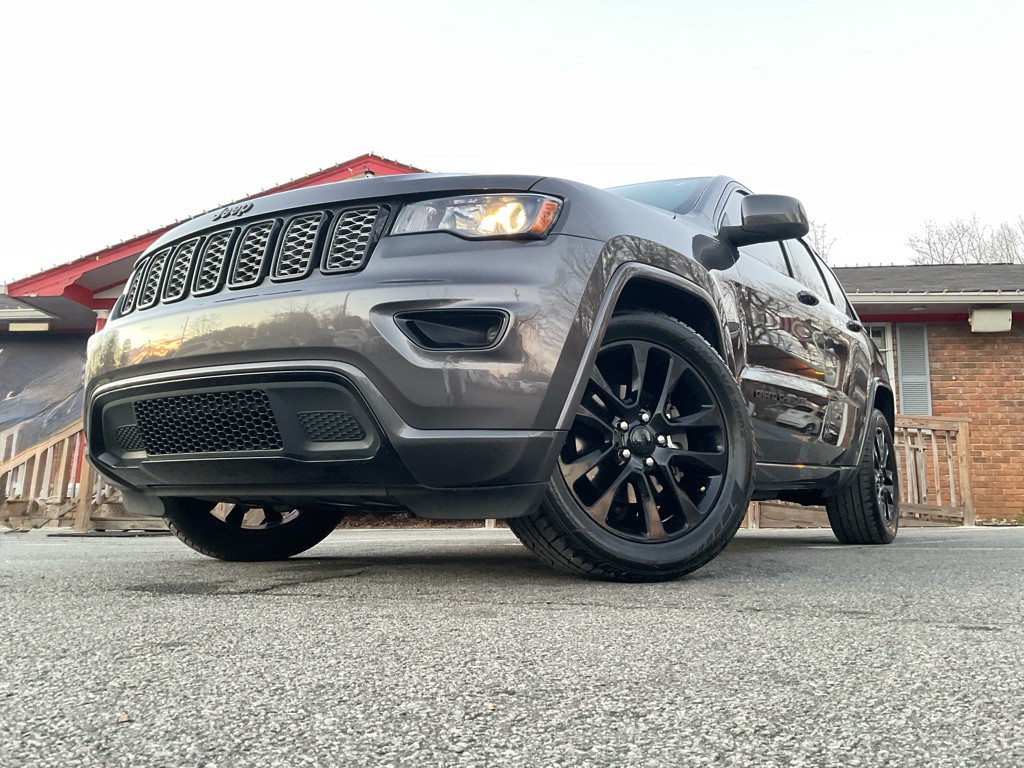 2018 Jeep Grand Cherokee Image 47