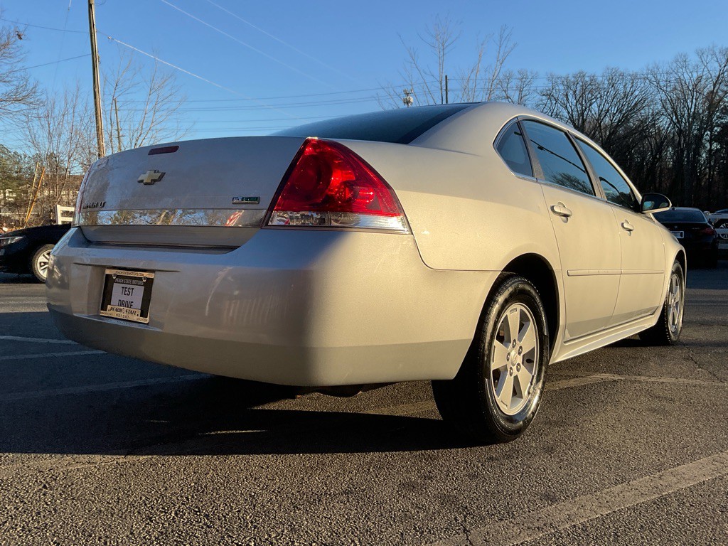 2011 Chevrolet Impala Image 5