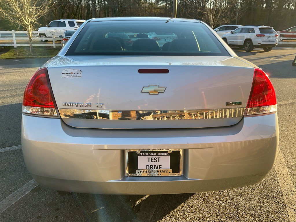 2011 Chevrolet Impala Image 6