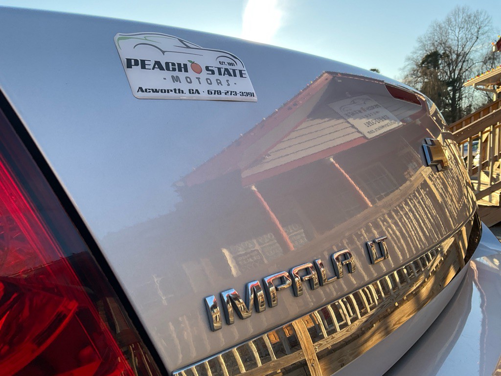 2011 Chevrolet Impala Image 9