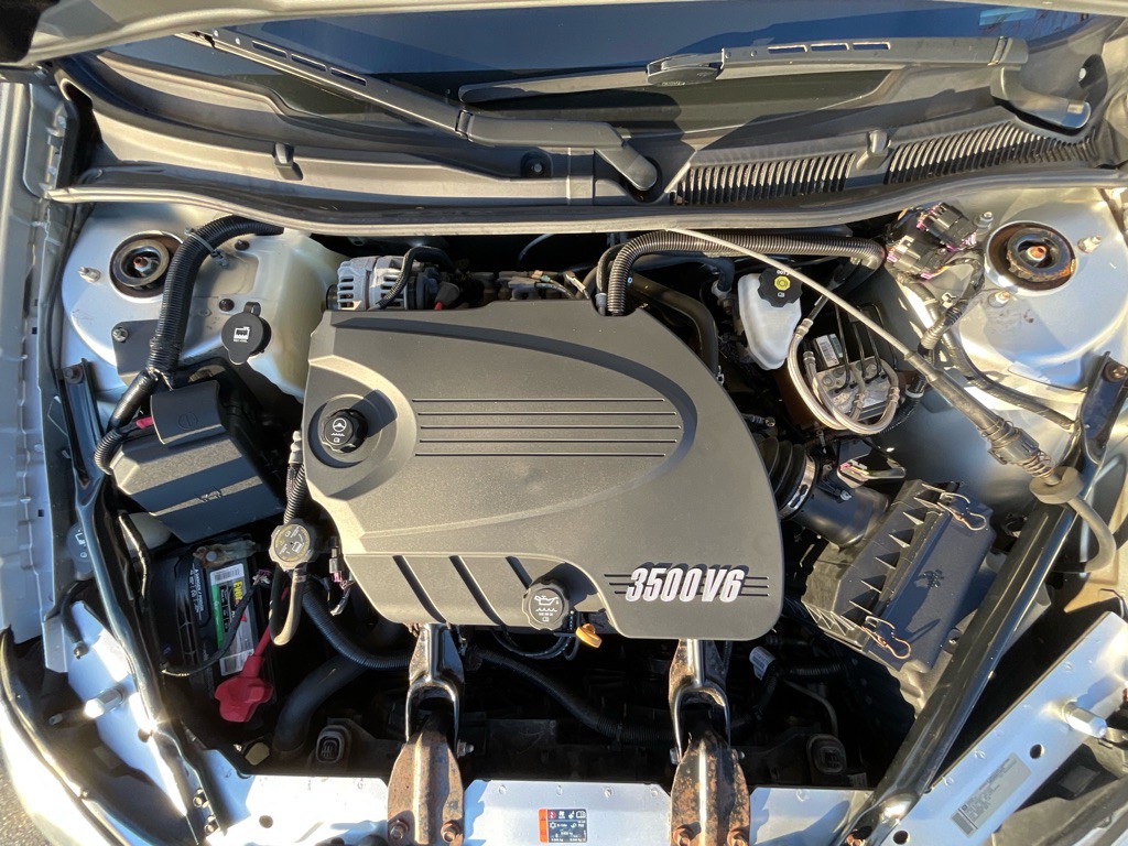 2011 Chevrolet Impala Image 13