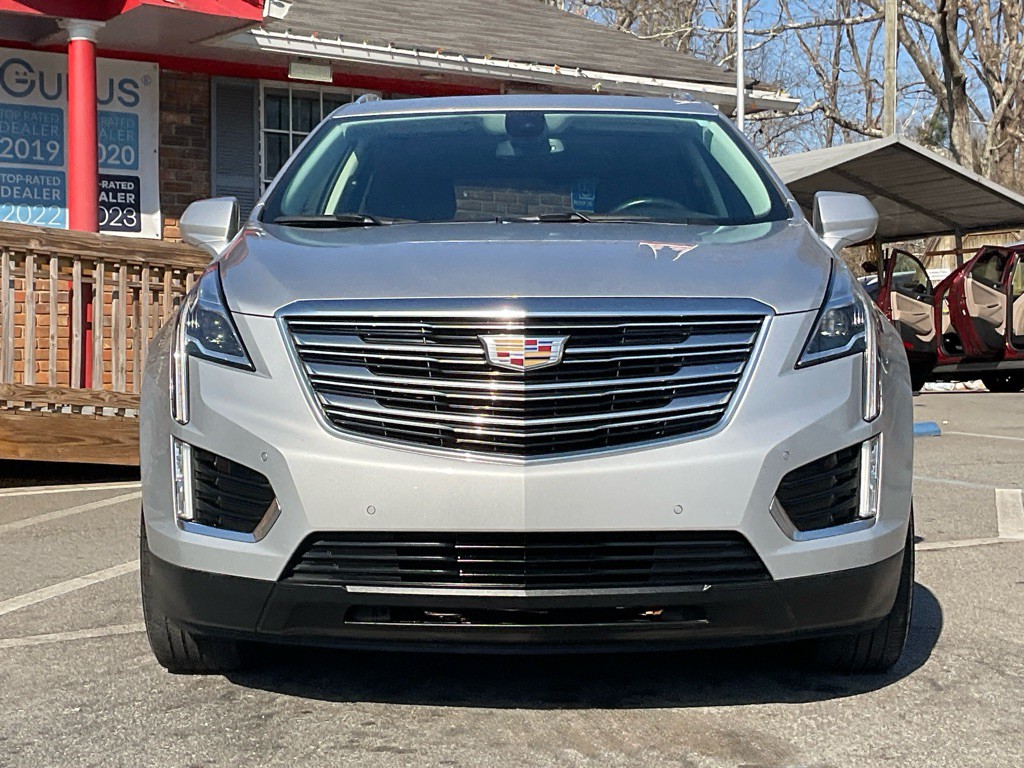2019 Cadillac XT5 Image 2