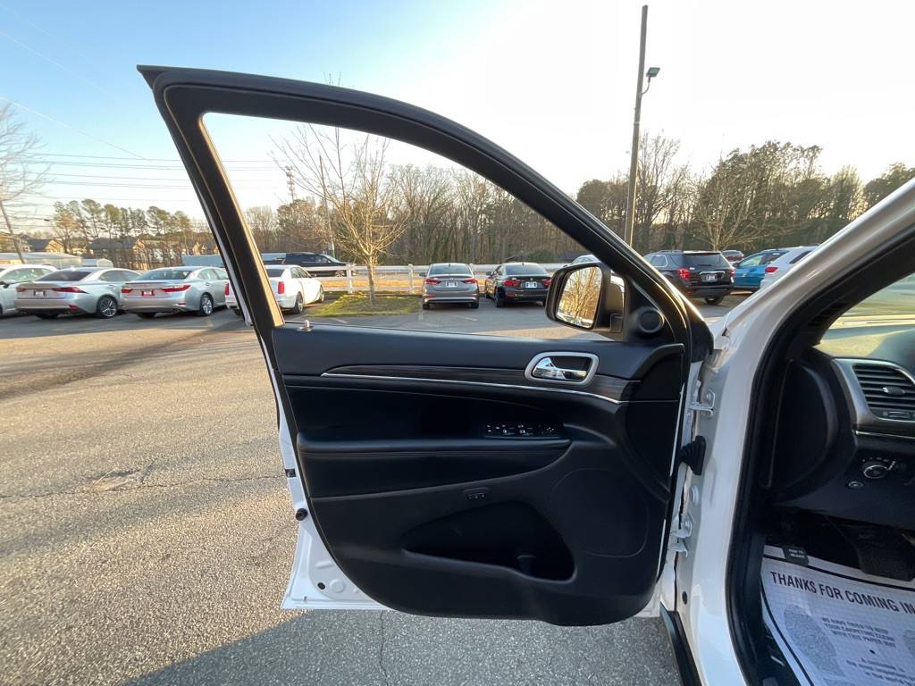 2019 Jeep Grand Cherokee Image 41