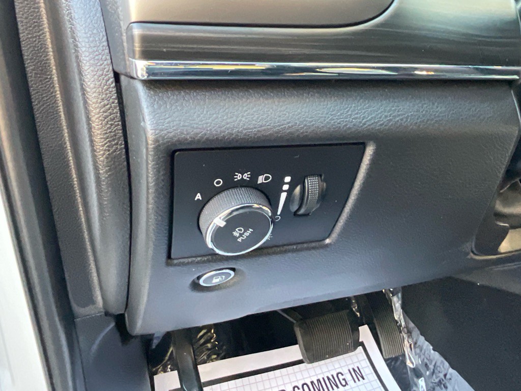 2019 Jeep Grand Cherokee Image 43