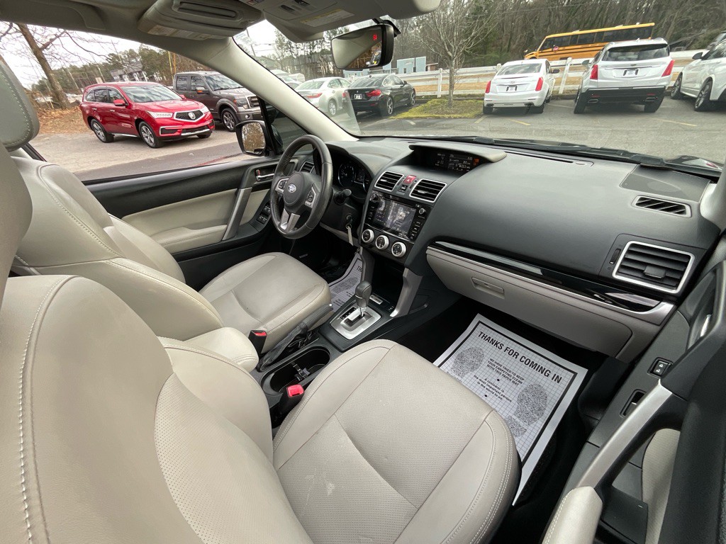 2018 Subaru Forester Image 18