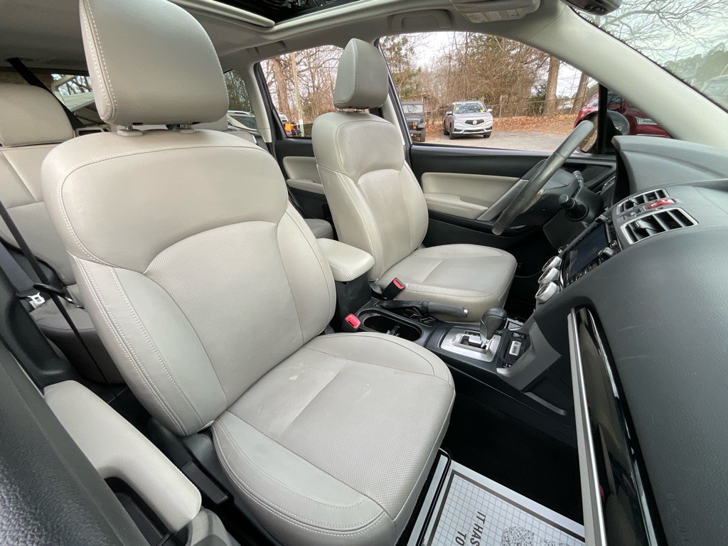 2018 Subaru Forester Image 19