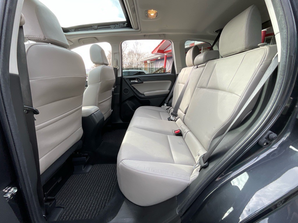 2018 Subaru Forester Image 28