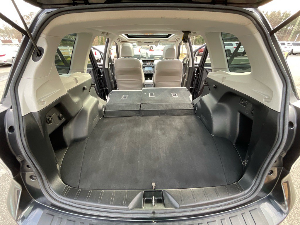 2018 Subaru Forester Image 38