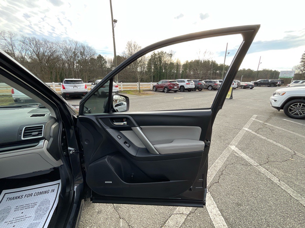 2018 Subaru Forester Image 45