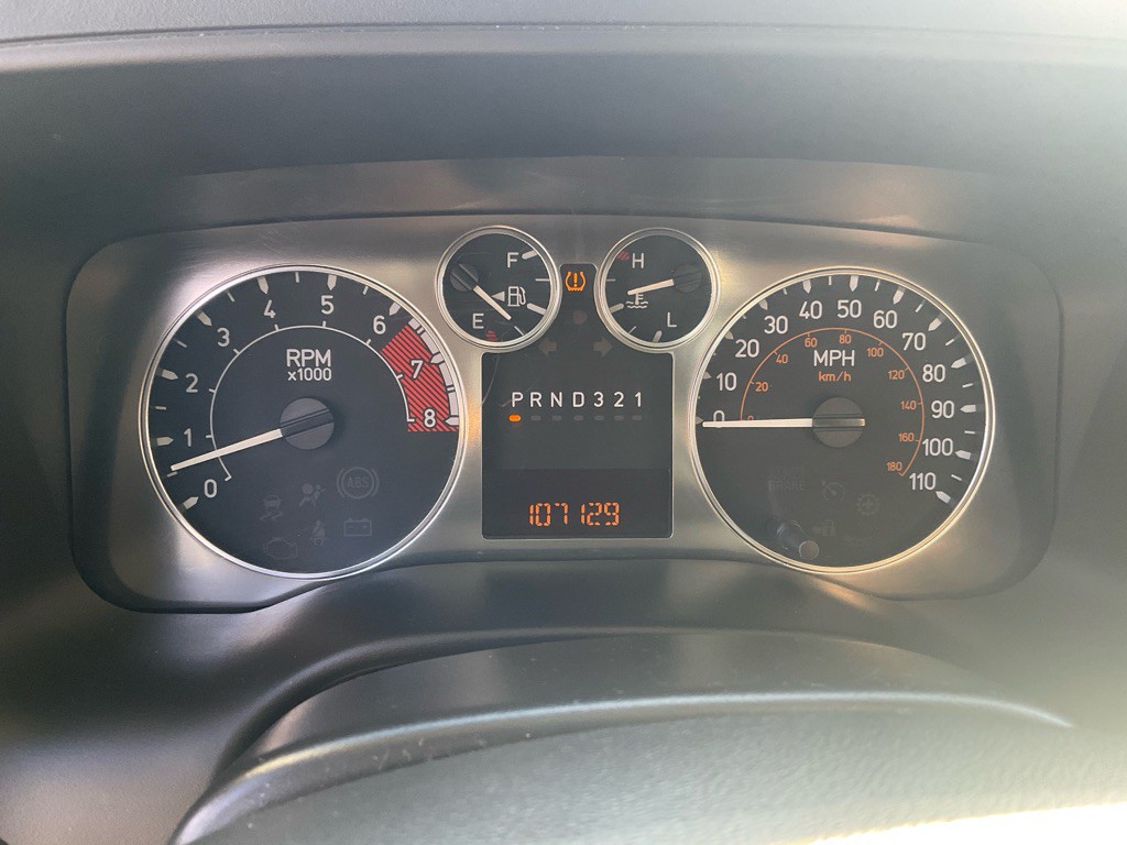 2008 HUMMER H3 Image 25