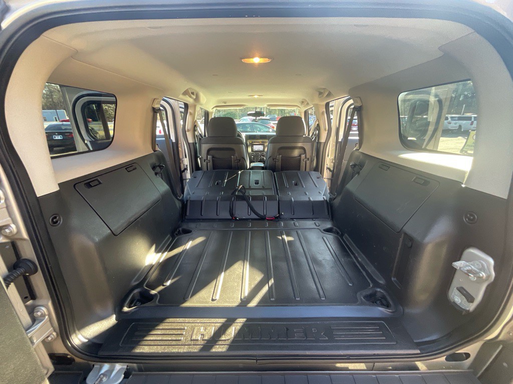 2008 HUMMER H3 Image 36