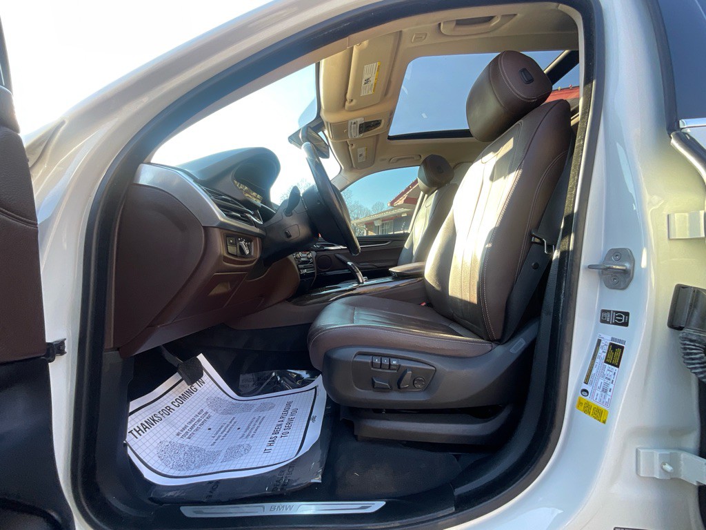 2015 BMW X5 Image 14