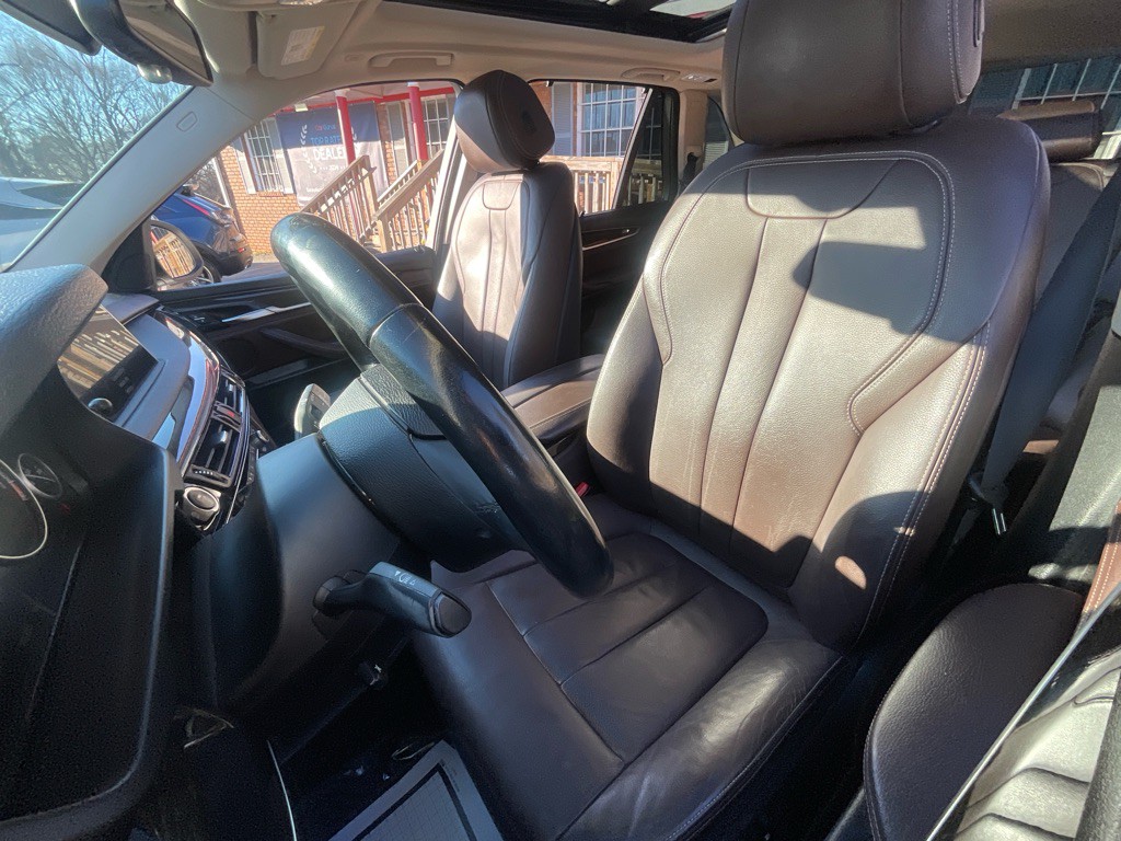 2015 BMW X5 Image 16