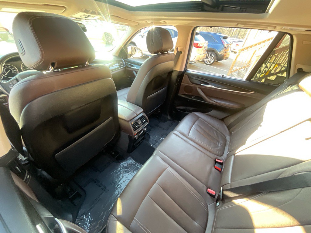 2015 BMW X5 Image 30