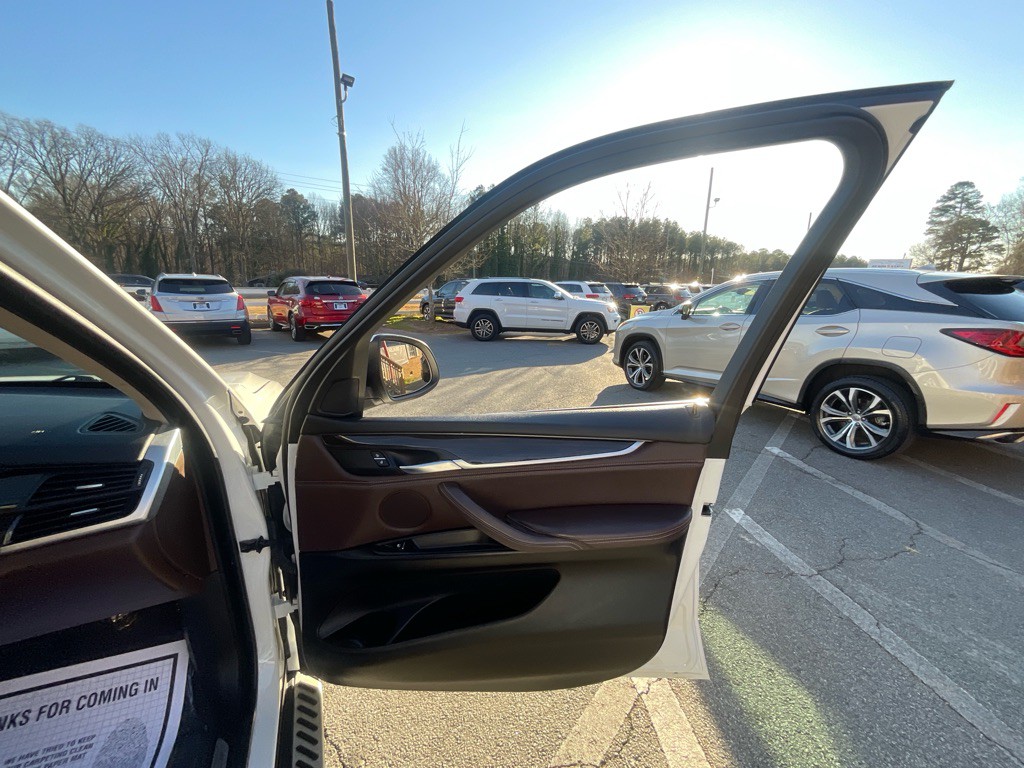 2015 BMW X5 Image 46