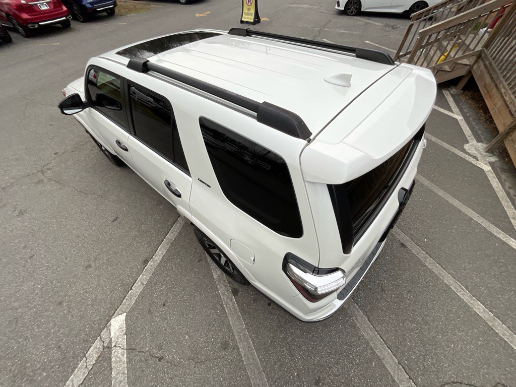 2020 Toyota 4Runner Image 11