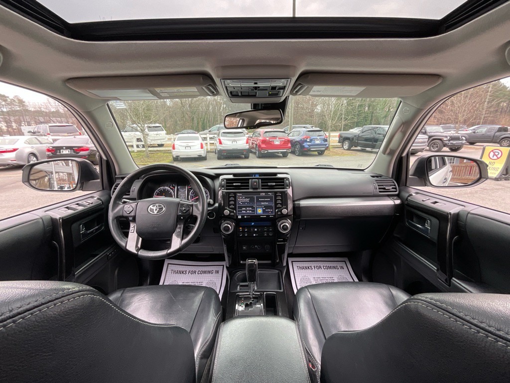 2020 Toyota 4Runner Image 20
