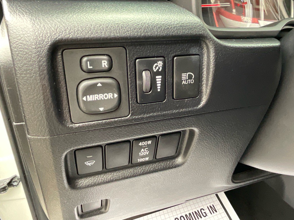 2020 Toyota 4Runner Image 43