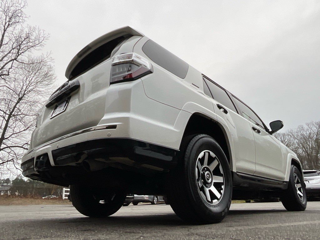 2020 Toyota 4Runner Image 48