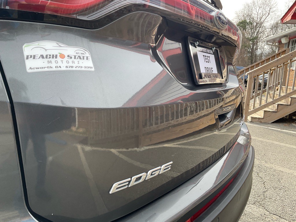 2016 Ford Edge Image 9