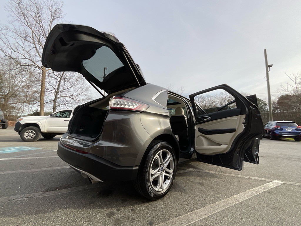 2016 Ford Edge Image 36