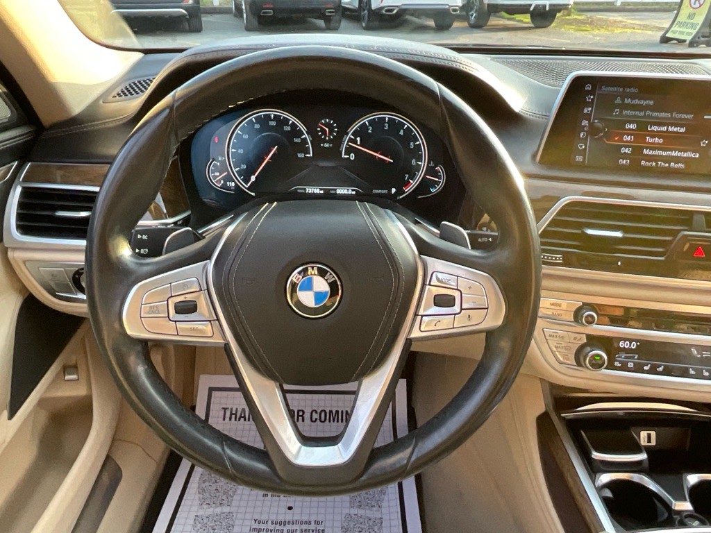 2016 BMW 7 Series Image 22