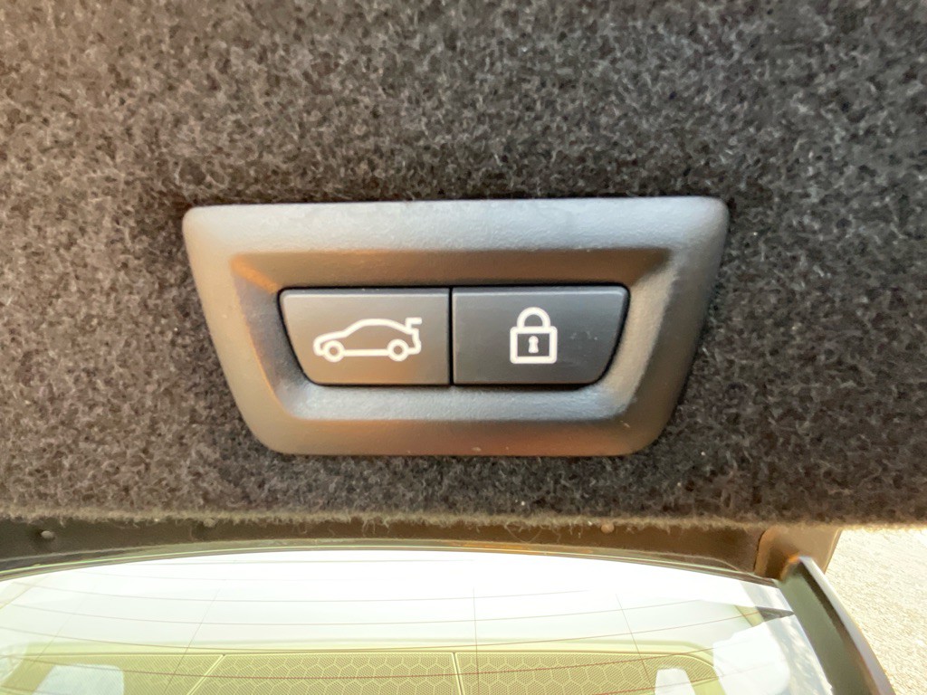 2016 BMW 7 Series Image 39