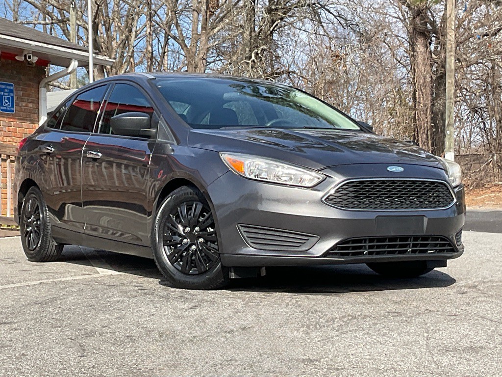 2016 Ford Focus Image 3