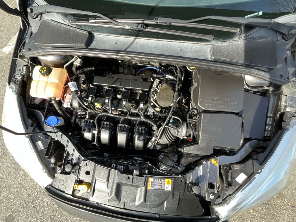 2016 Ford Focus Image 13