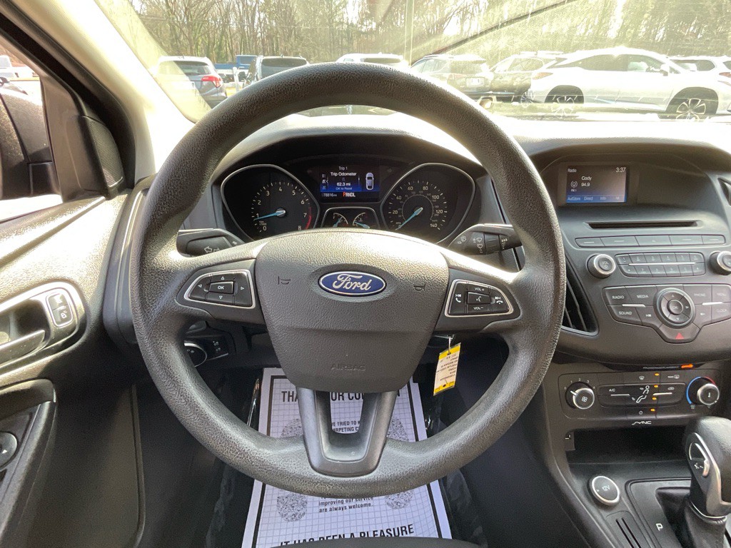 2016 Ford Focus Image 23