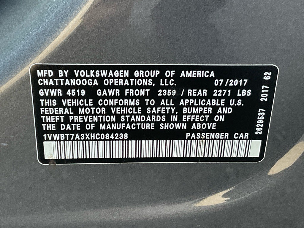 2017 Volkswagen Passat Image 47