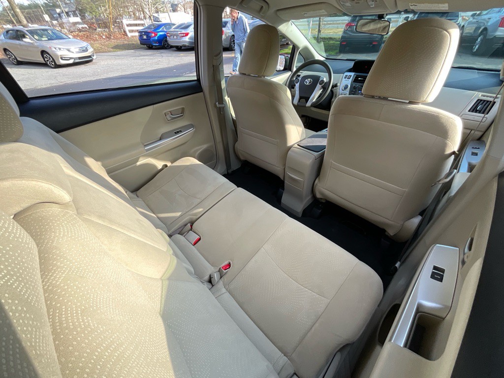 2012 Toyota Prius Image 32