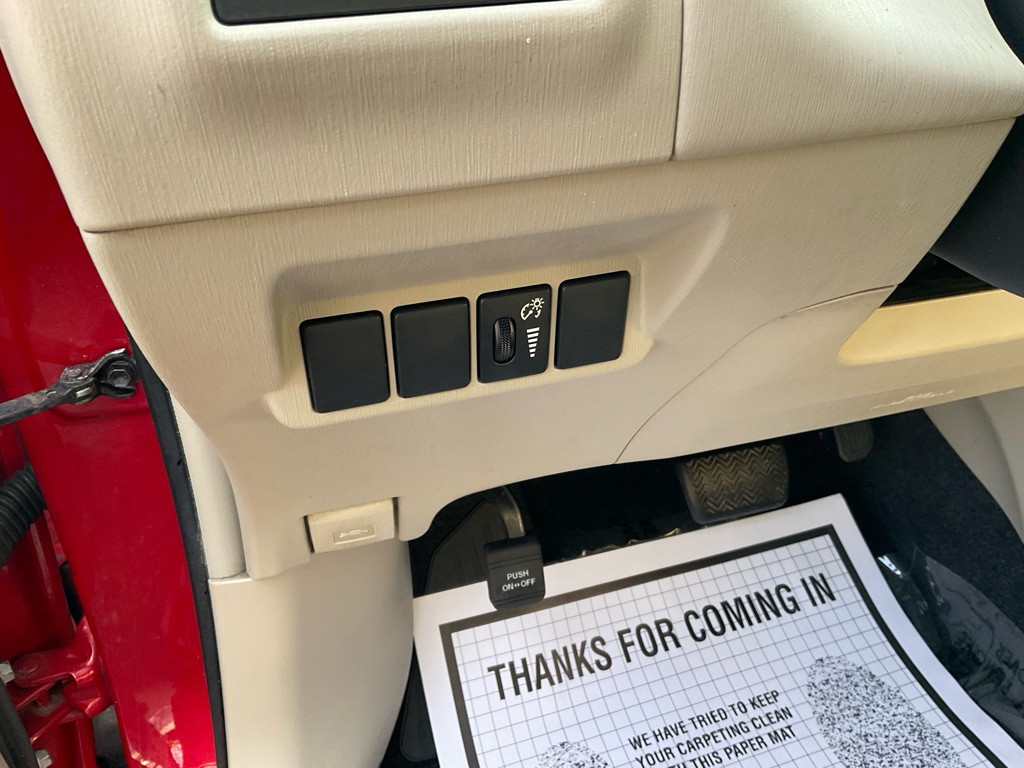 2012 Toyota Prius Image 42